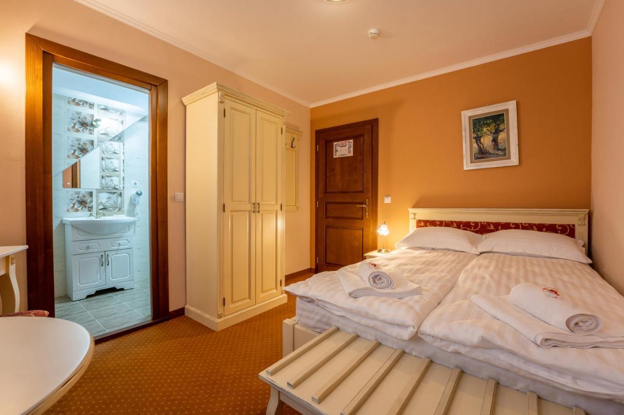 Hotel Princessophie Sighişoara Esterno foto